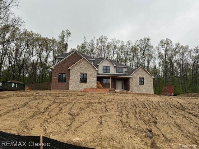 Property Photo:  2836 Pine Bluffs Ct  MI 48356 