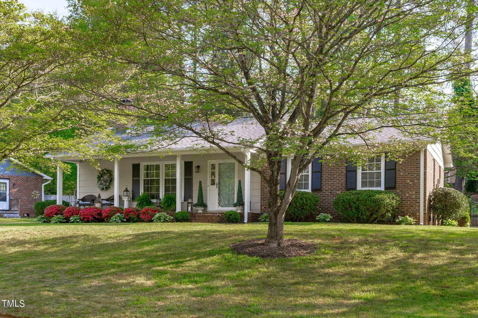 Property Photo:  5906 Wintergreen Drive  NC 27609 