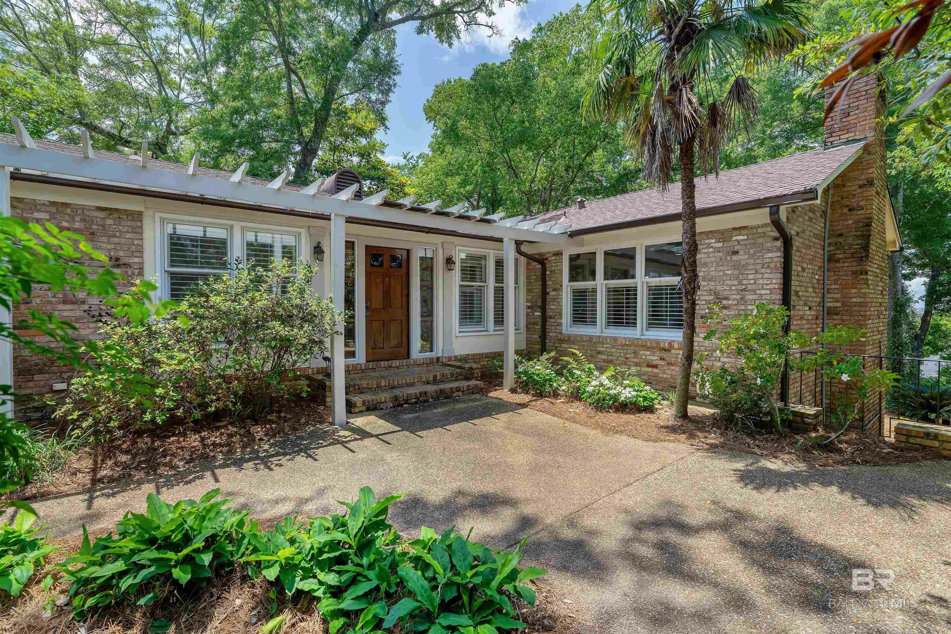 Property Photo:  563 N Mobile Street  AL 36532 