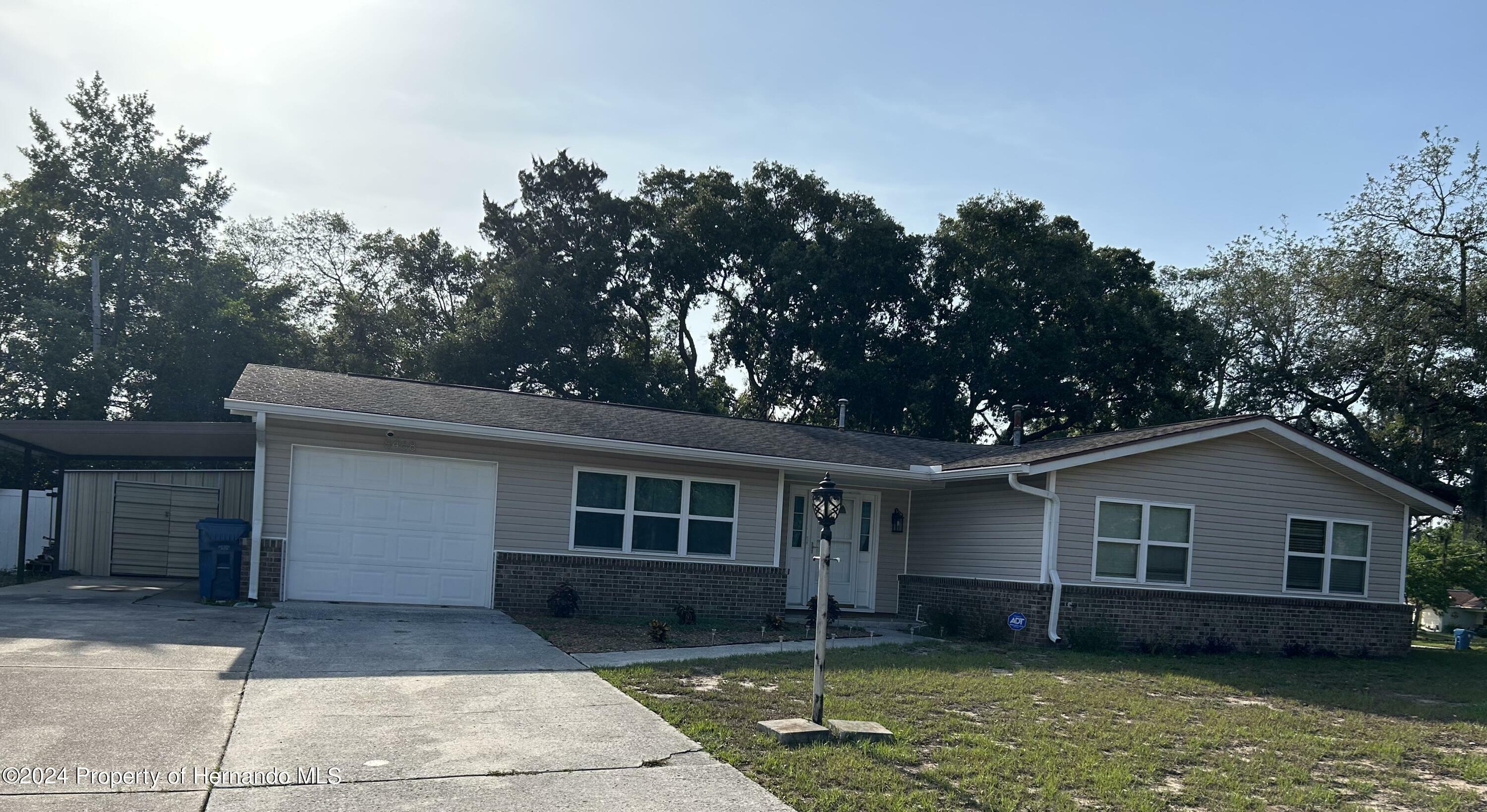 Property Photo: 8468 Foxboro Lane FL 34608