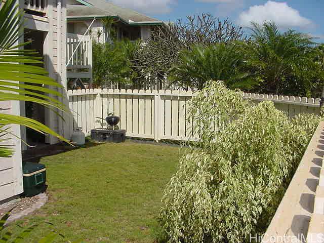 Property Photo:  