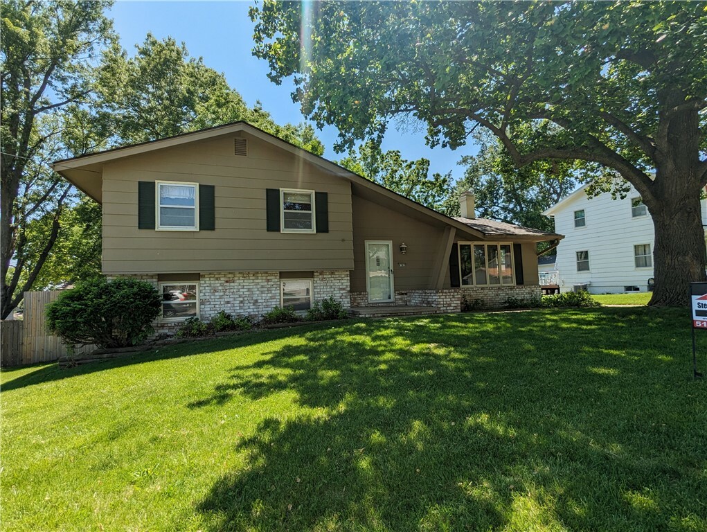 Property Photo:  8782 Sunny Hill Drive  IA 50325 