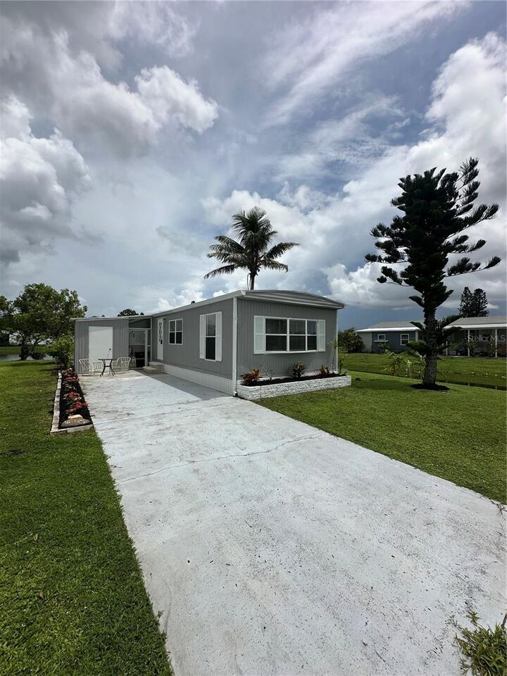 Property Photo: 7591 Silage Circle FL 33981