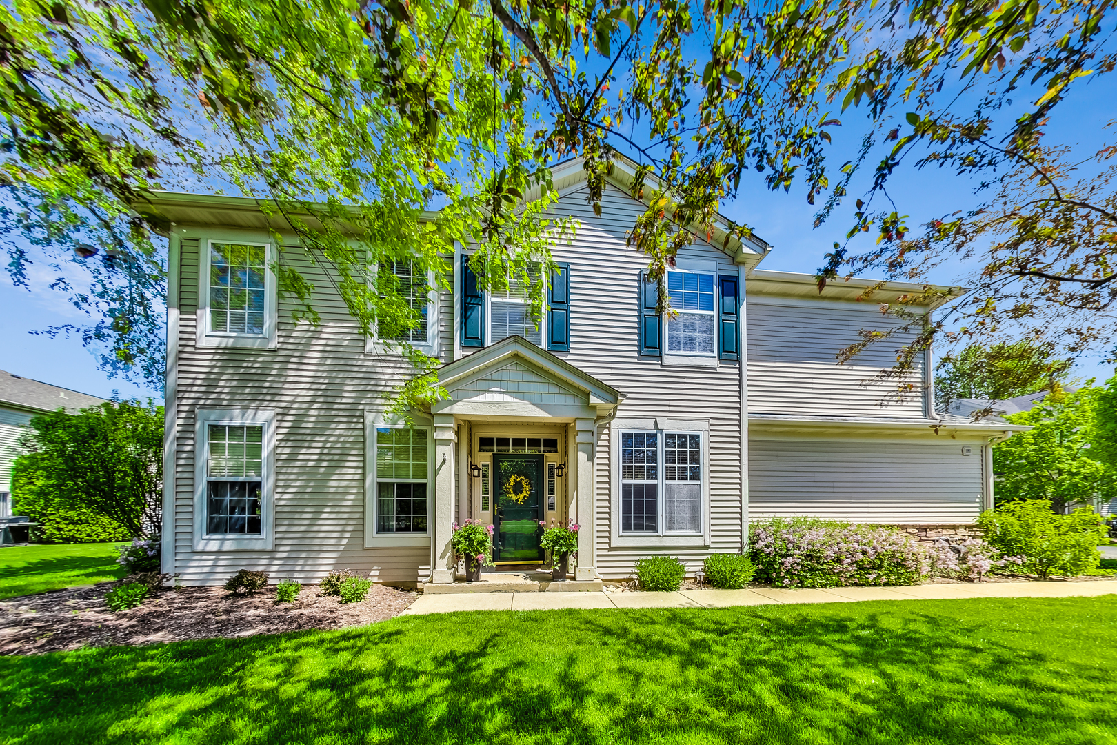 Property Photo: 174 Timber Trails Boulevard IL 60136