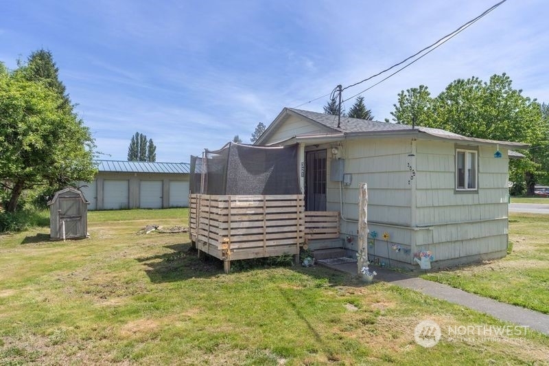 Property Photo:  311 Schoolhouse Road  WA 98320 