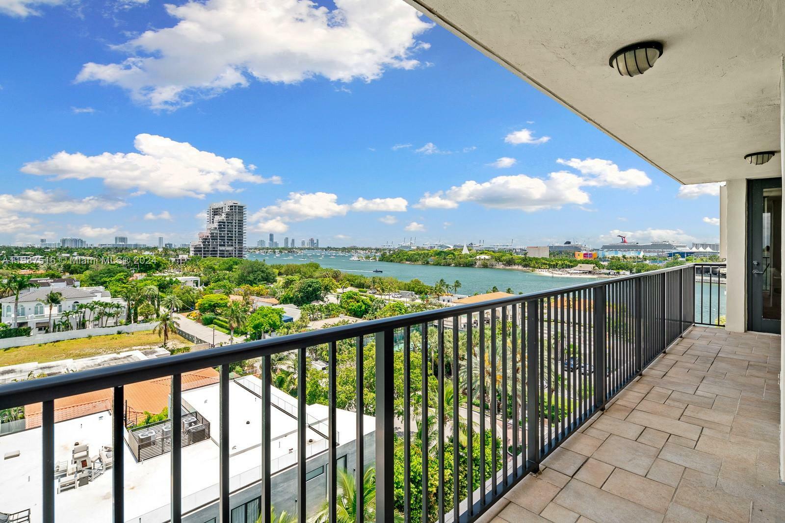 Property Photo:  801 N Venetian Dr 801  FL 33139 