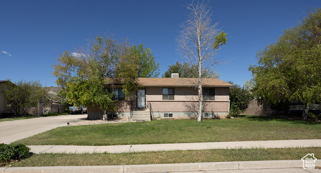 Property Photo:  870 S 940 W  UT 84701 