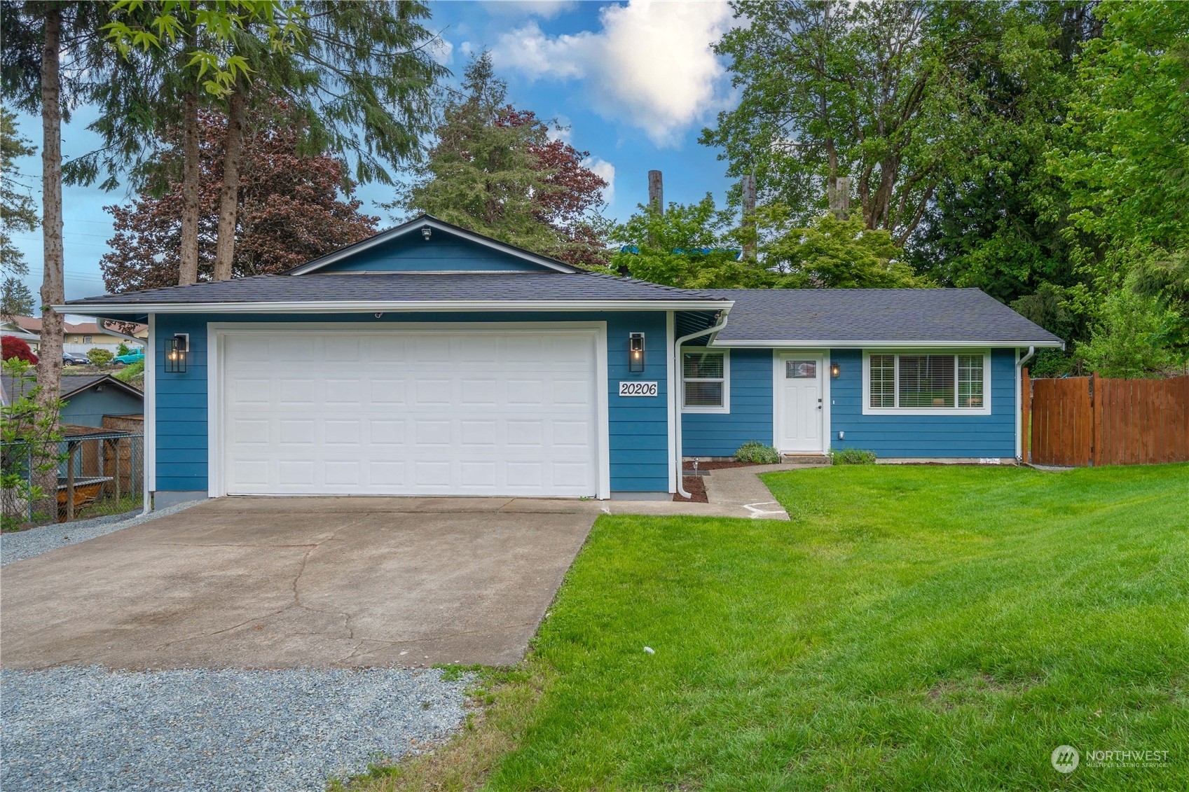 Property Photo: 20206 126th Place SE WA 98031