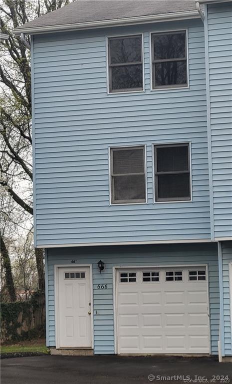 Property Photo: 666 Woodward Avenue 666 CT 06512