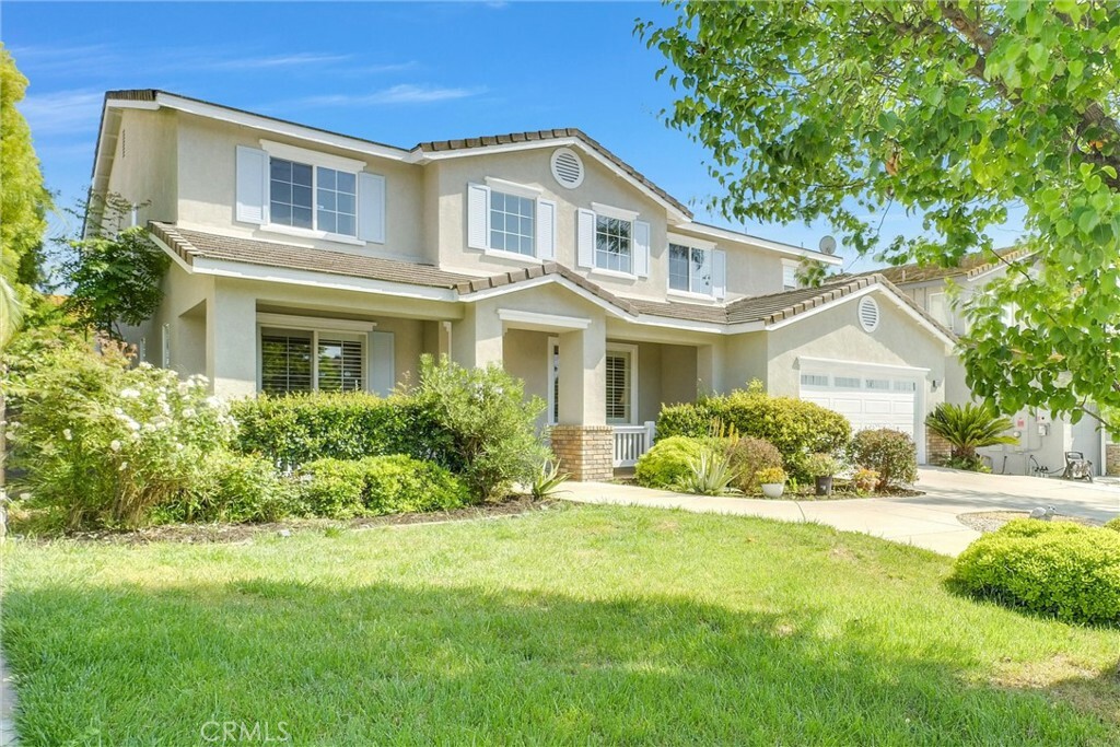 Property Photo:  13963 Laurelwood Avenue  CA 92880 