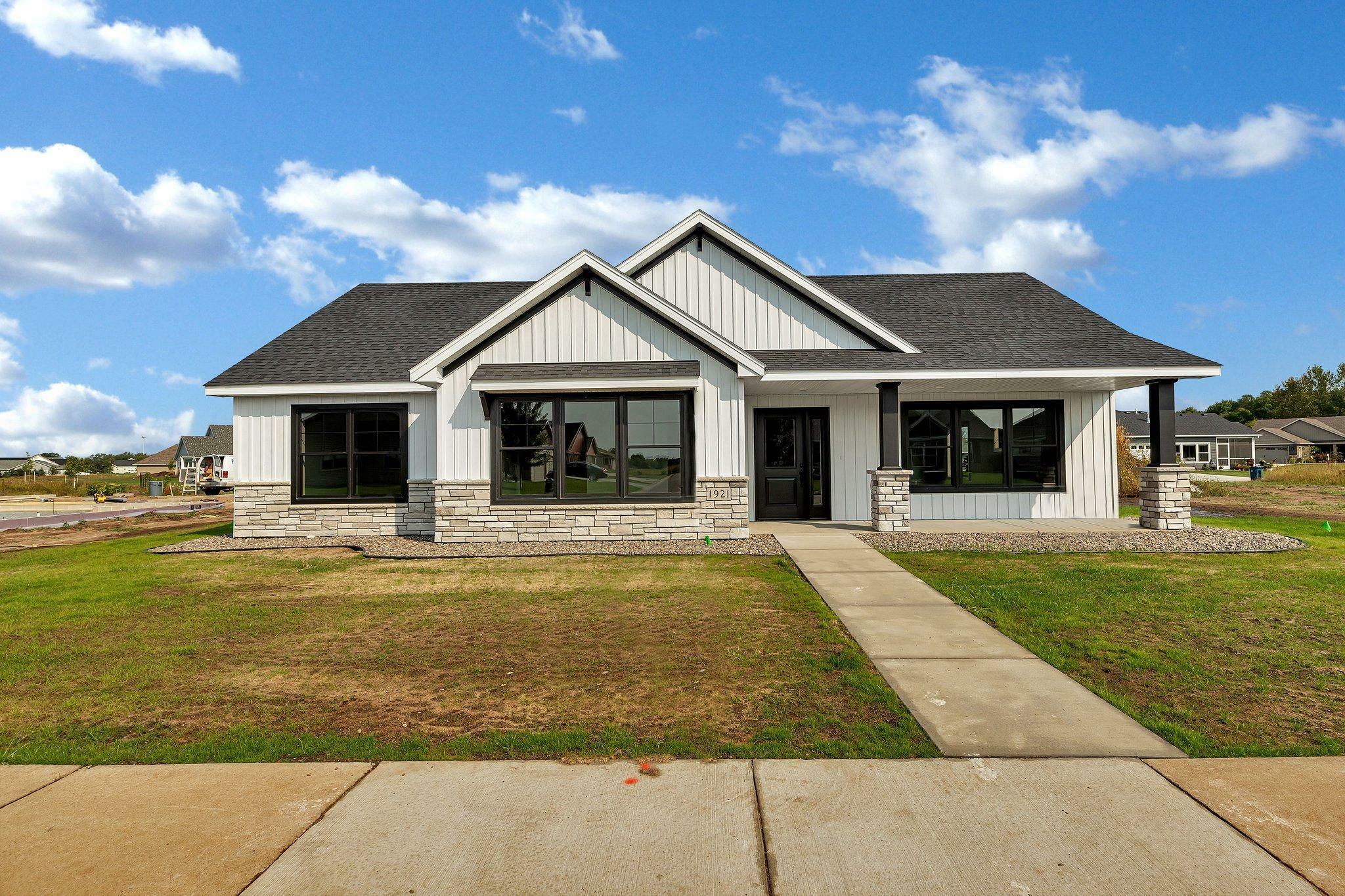 Property Photo: 1921 Whippoorwill Way MN 56377