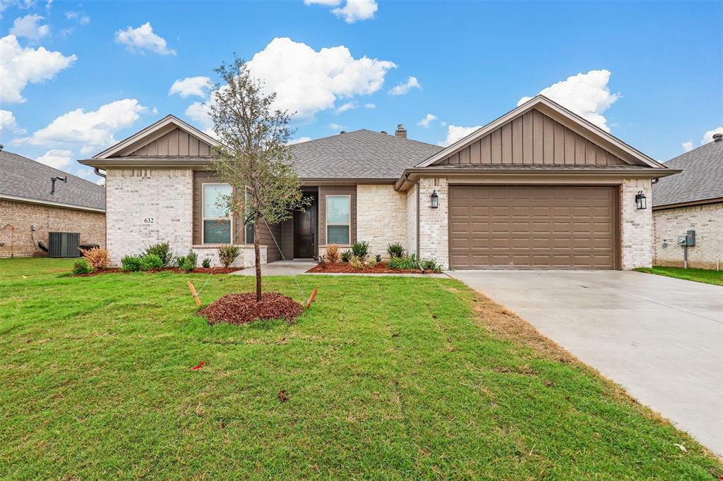 Property Photo:  632 Mooney Drive  TX 76179 