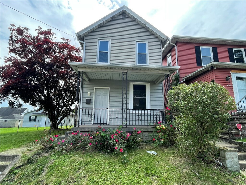 Property Photo:  435 1st St  PA 15033 