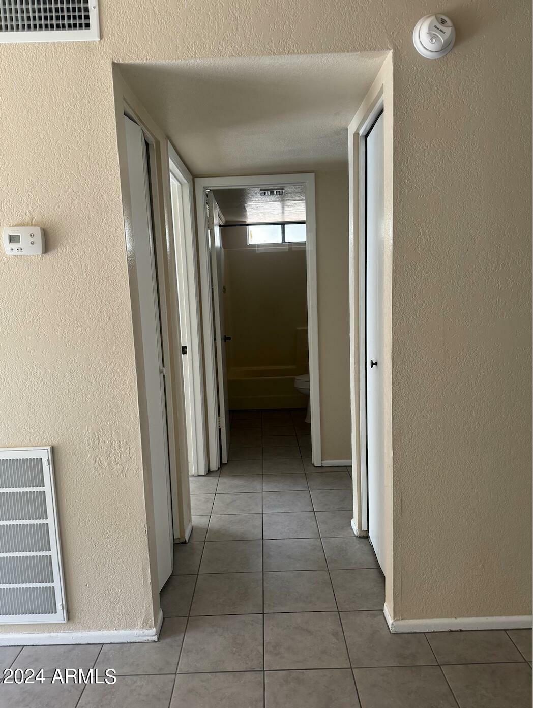 Property Photo:  1440 S Kenneth Place 102  AZ 85281 