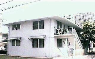Property Photo:  631 Hausten Street 1  HI 96826 