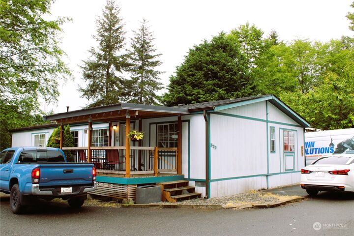 Property Photo:  7701 Hardeson Road 52D  WA 98203 