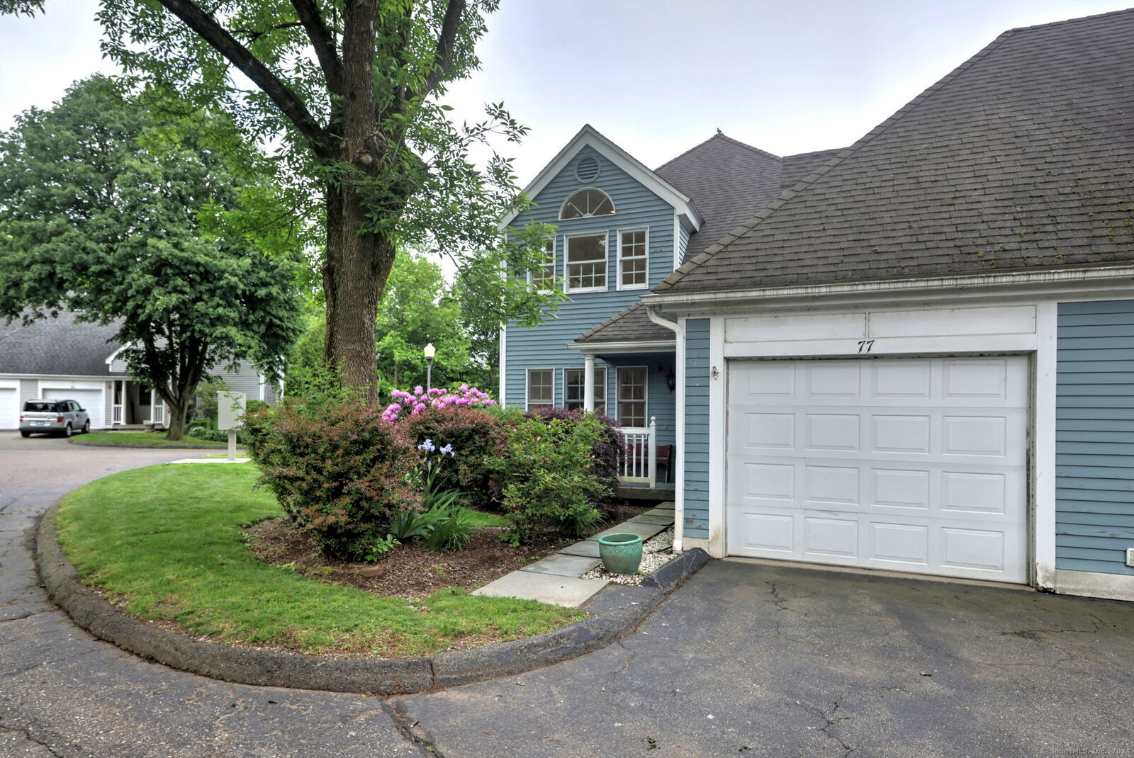 Property Photo: 77 Audubon Close 77 CT 06461