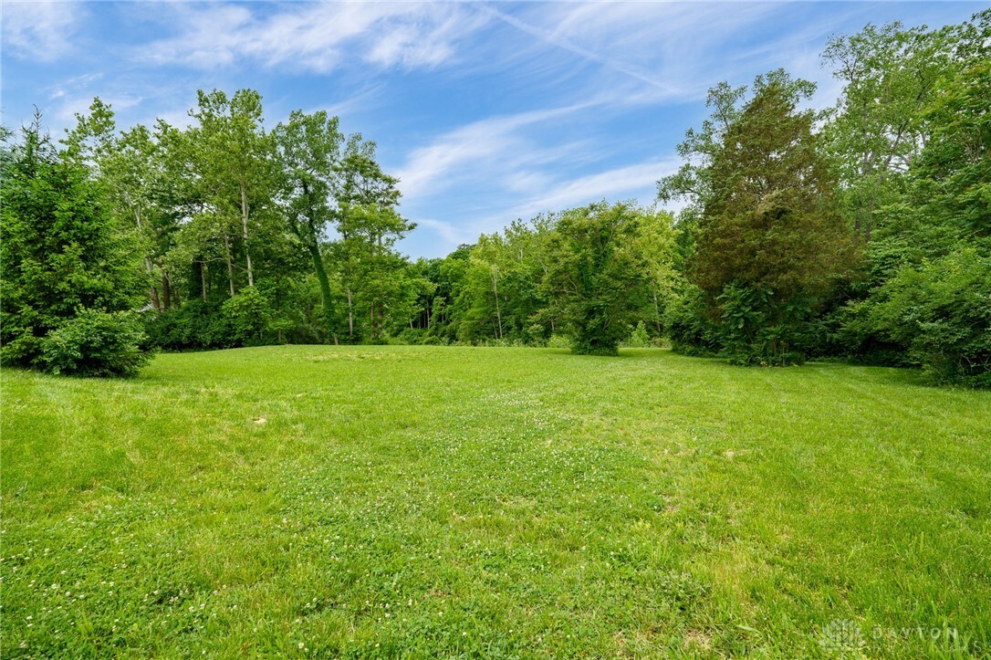 Property Photo:  1650 W Alex Bell Road  OH 45459 