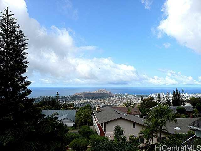 Property Photo: 2304 Halekoa Drive HI 96821