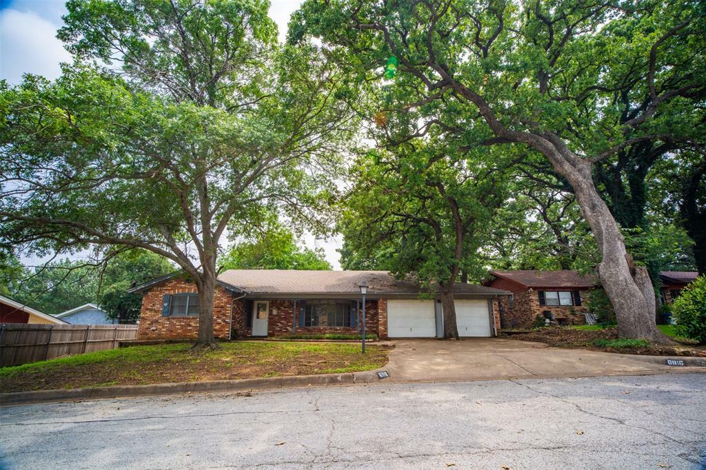 Property Photo:  6816 Yolanda Drive  TX 76112 