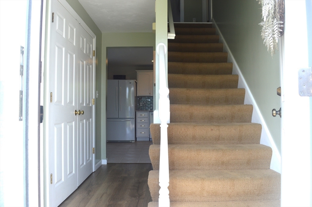 Property Photo: 6 Fleuette Dr MA 02019
