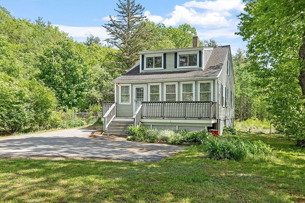 Property Photo: 188 State Rd W MA 01473