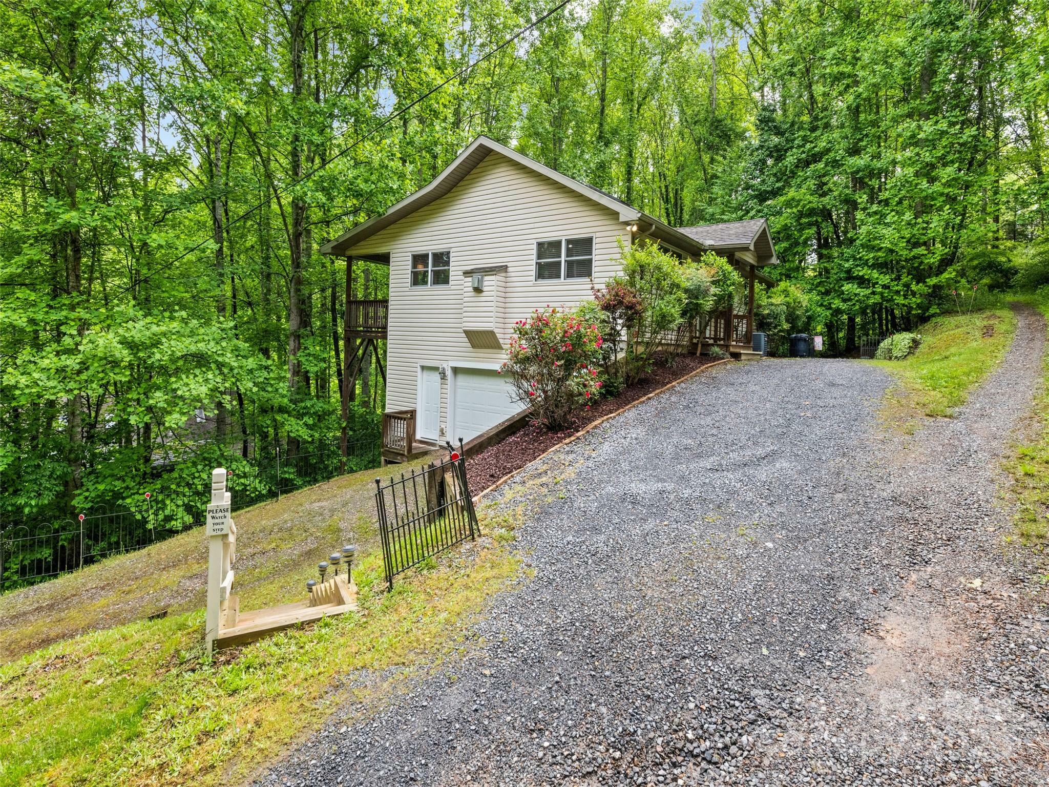 Property Photo:  7 Eldorado Trail  NC 28786 