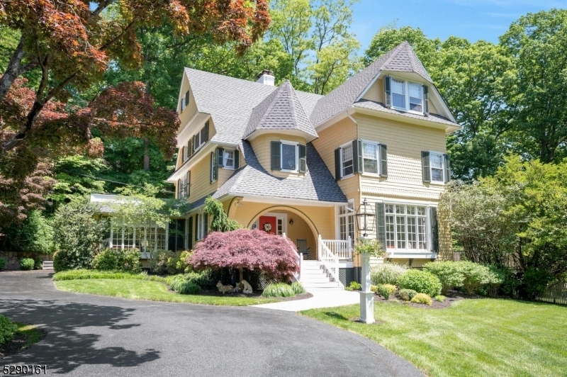 Property Photo:  6 Egbert Ave  NJ 07960 