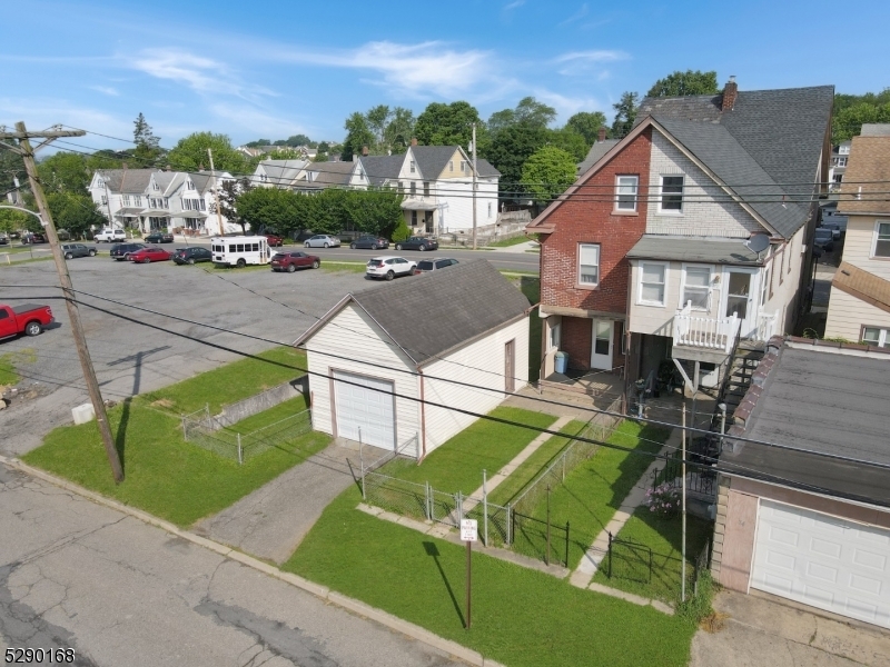 Property Photo:  70 Heckman St  NJ 08865 