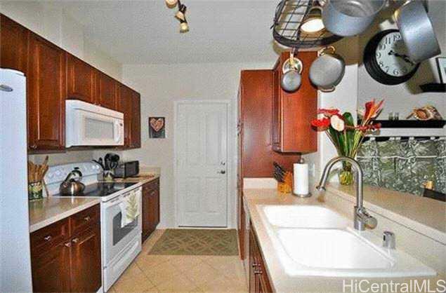 Property Photo:  911200 Keaunui Drive 603  HI 96706 