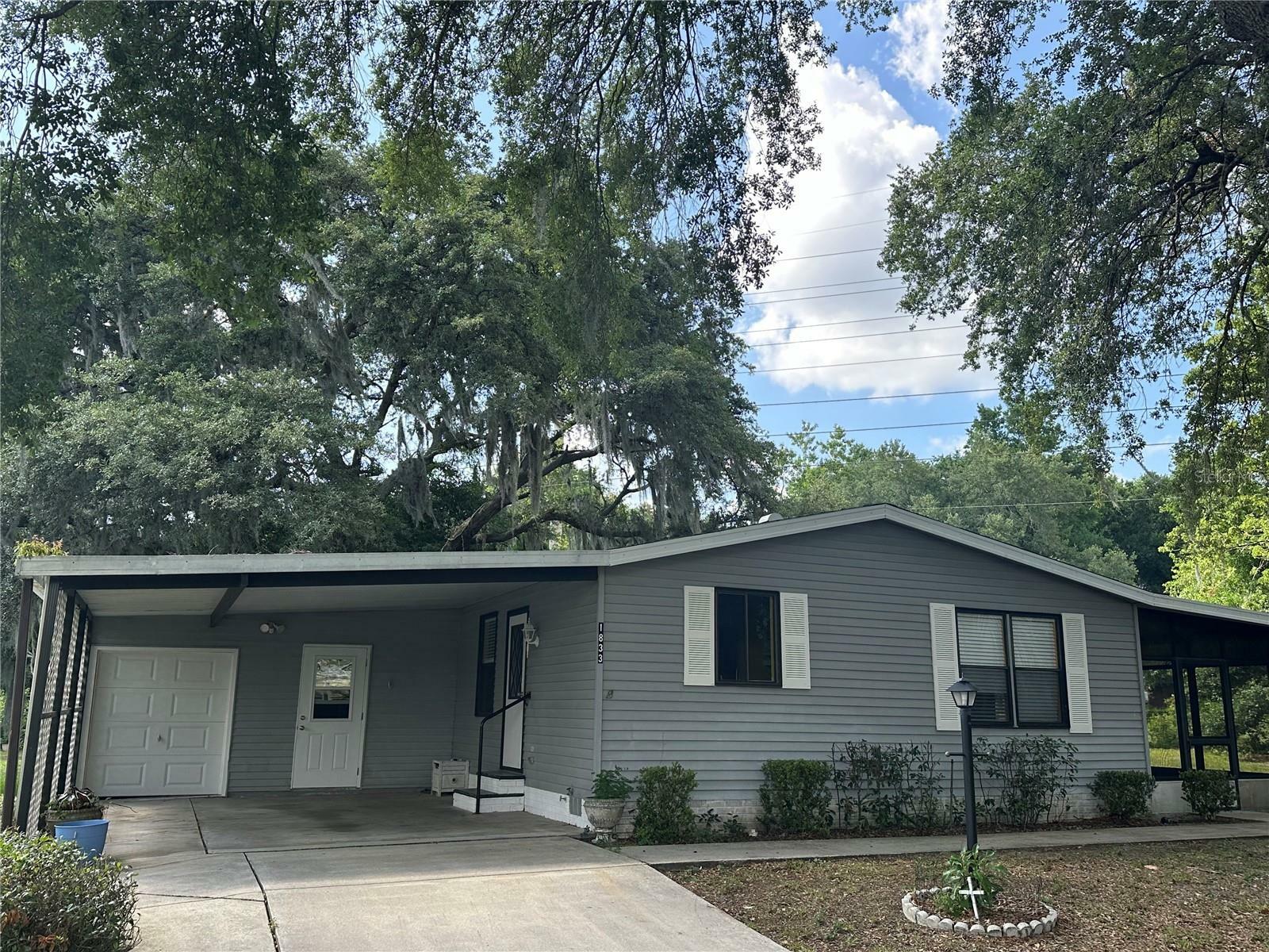 Property Photo:  1833 Holly Lane  FL 32159 