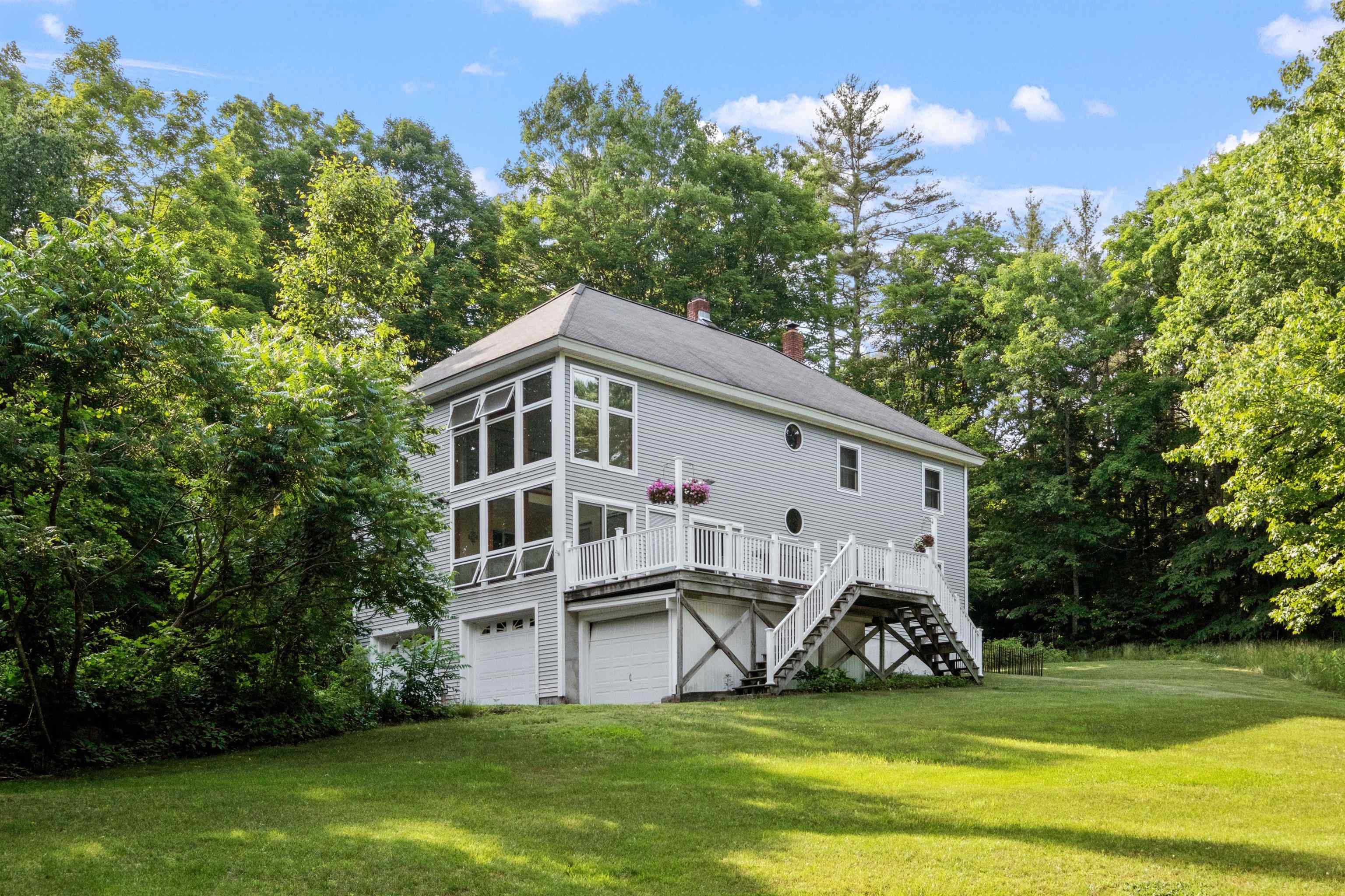 Property Photo:  103 West Roby District Road  NH 03278 