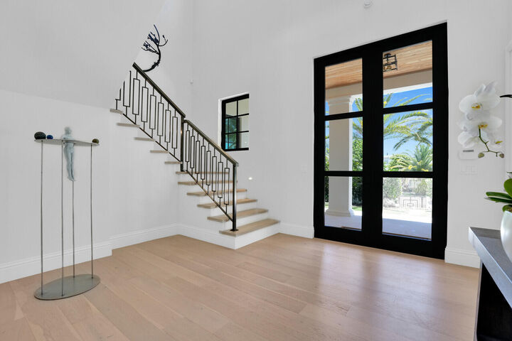 Property Photo: 7905 S Flagler Drive FL 33405