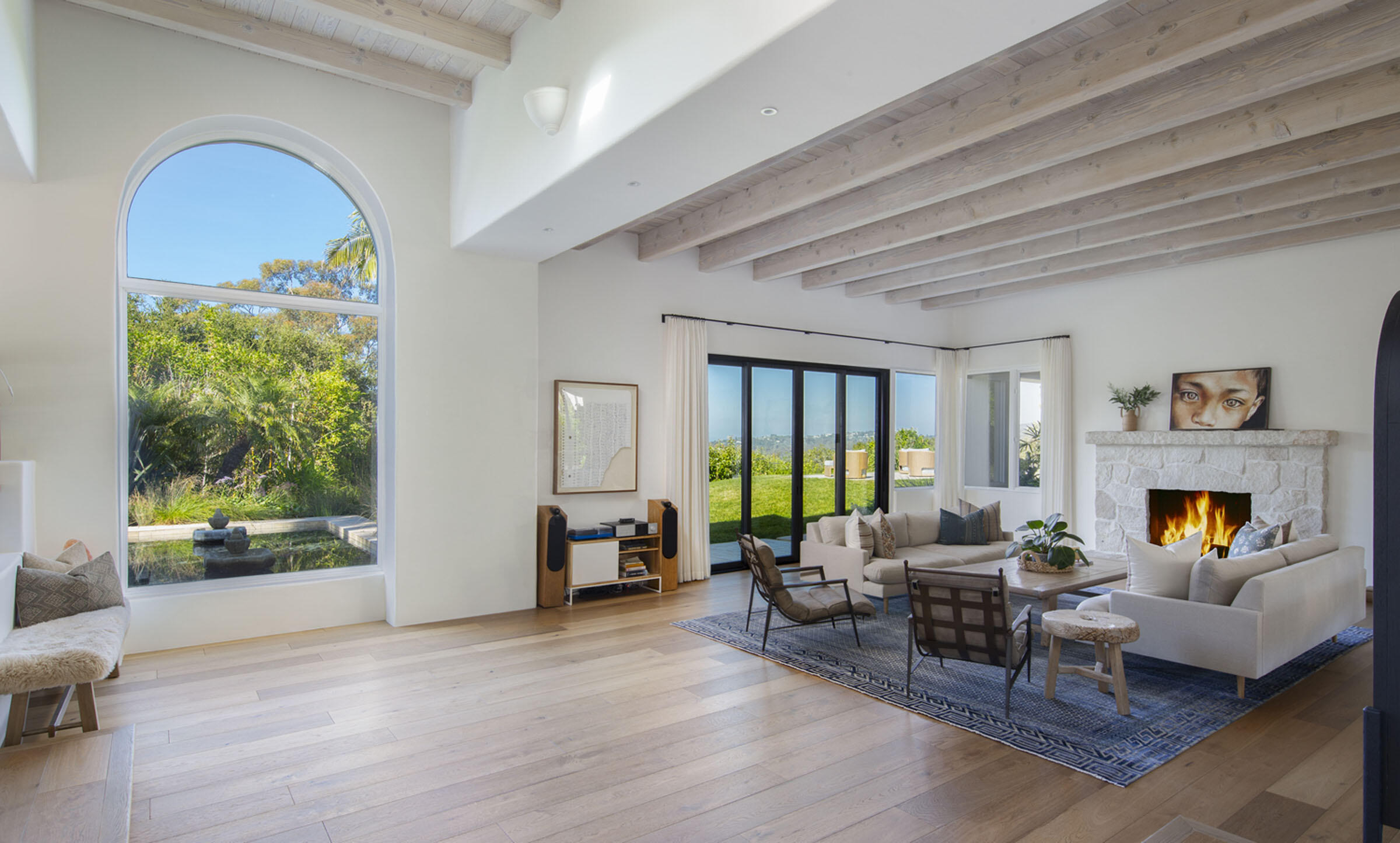 Property Photo: 890 Park Lane CA 93108