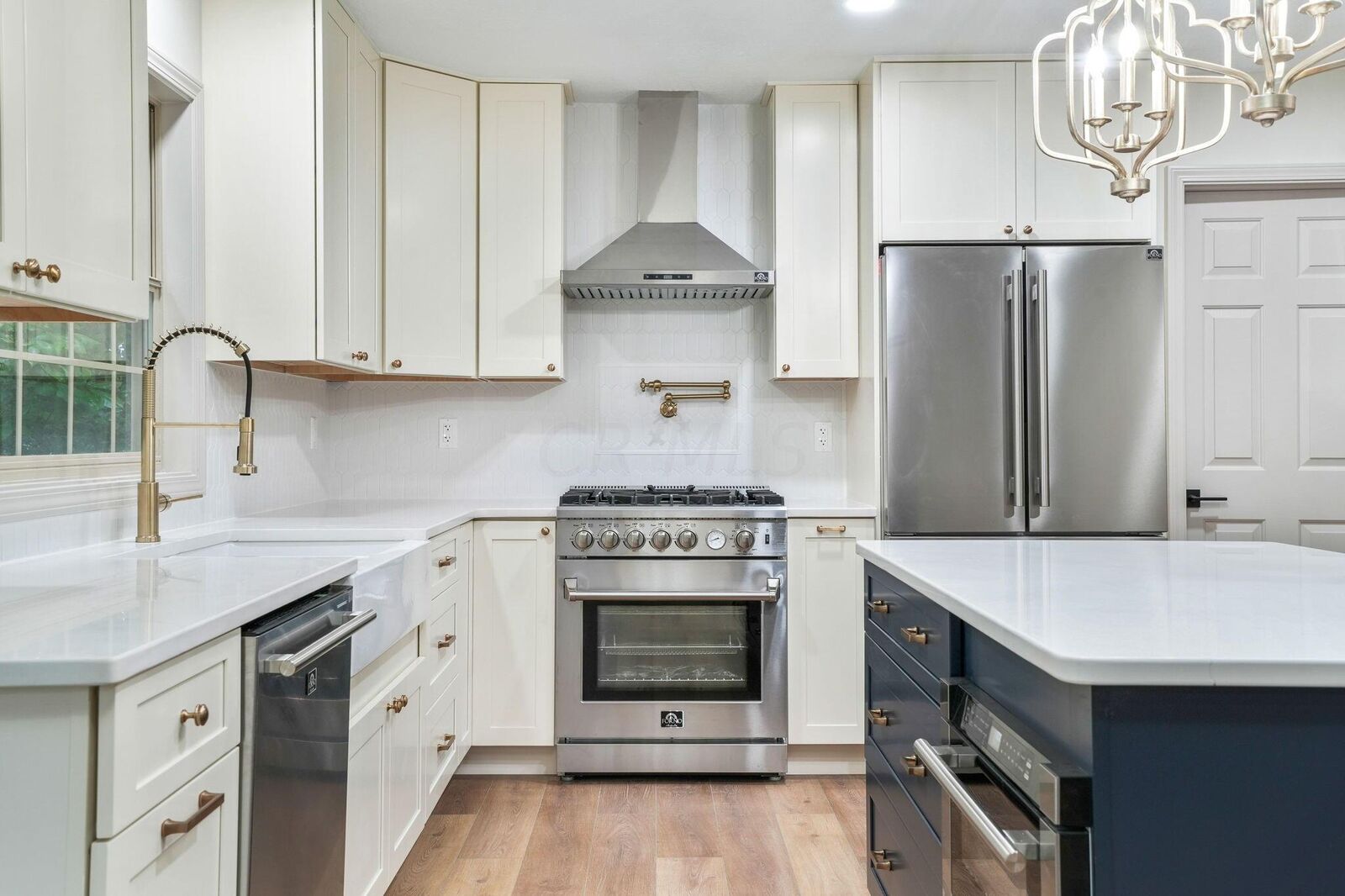 Property Photo: 431 Maranatha Drive OH 43040