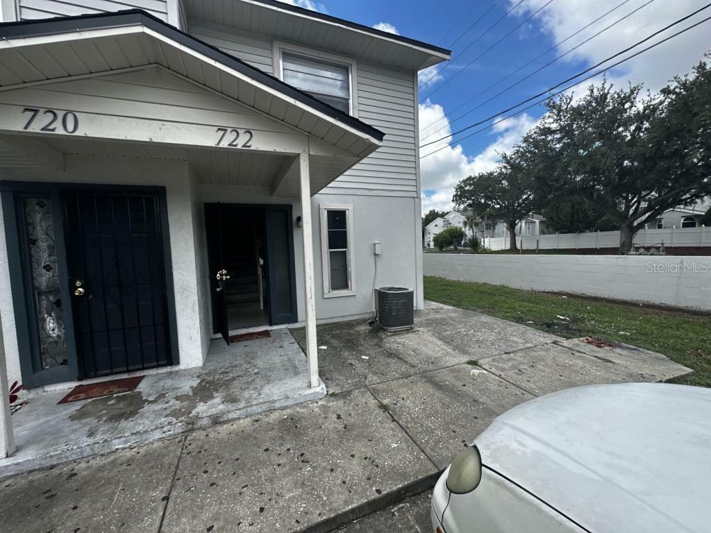 Property Photo: 718 W Columbia Avenue 720 FL 34741