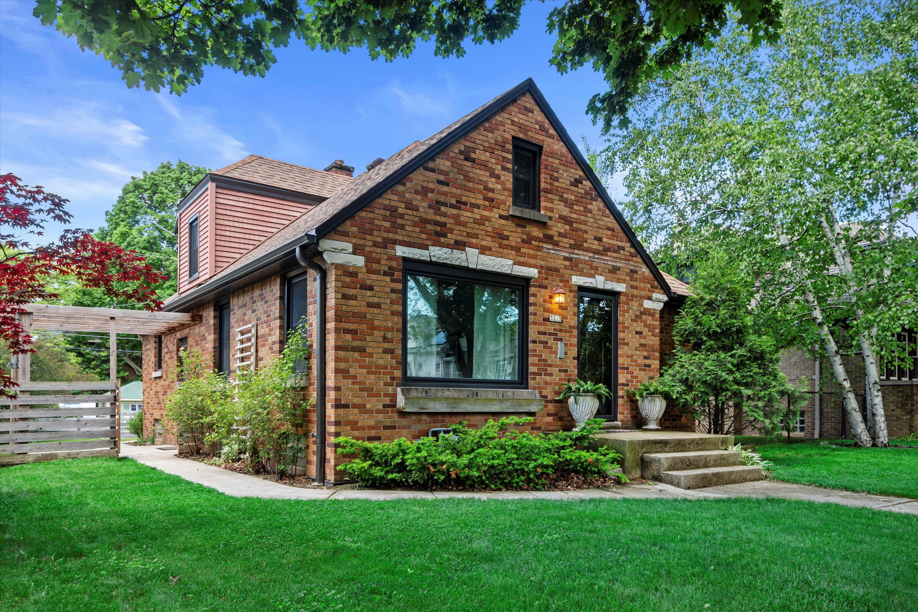 Property Photo:  3223 S Taylor Ave  WI 53207 