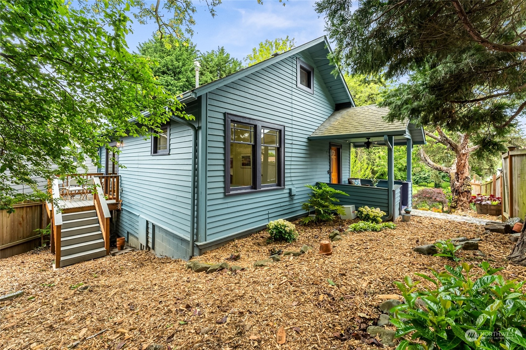 Property Photo:  4021 Renton Avenue S  WA 98108 