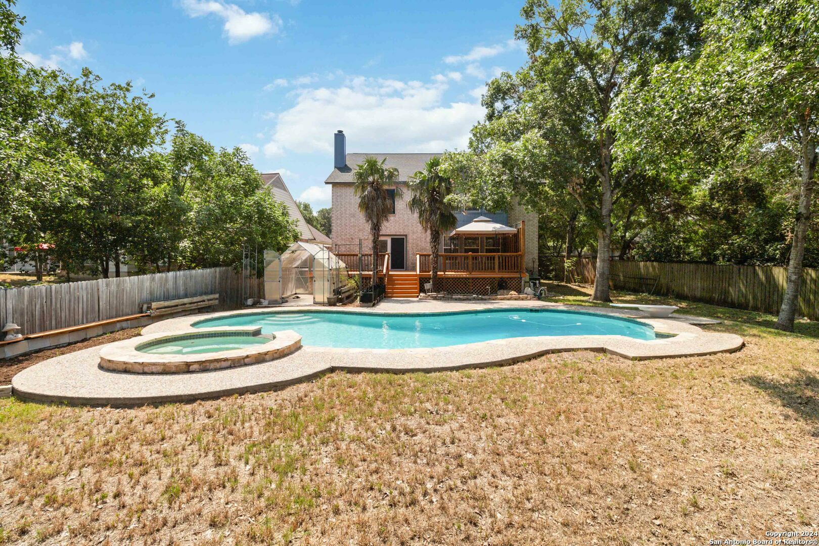 Property Photo:  1300 Oak Path  TX 78258 