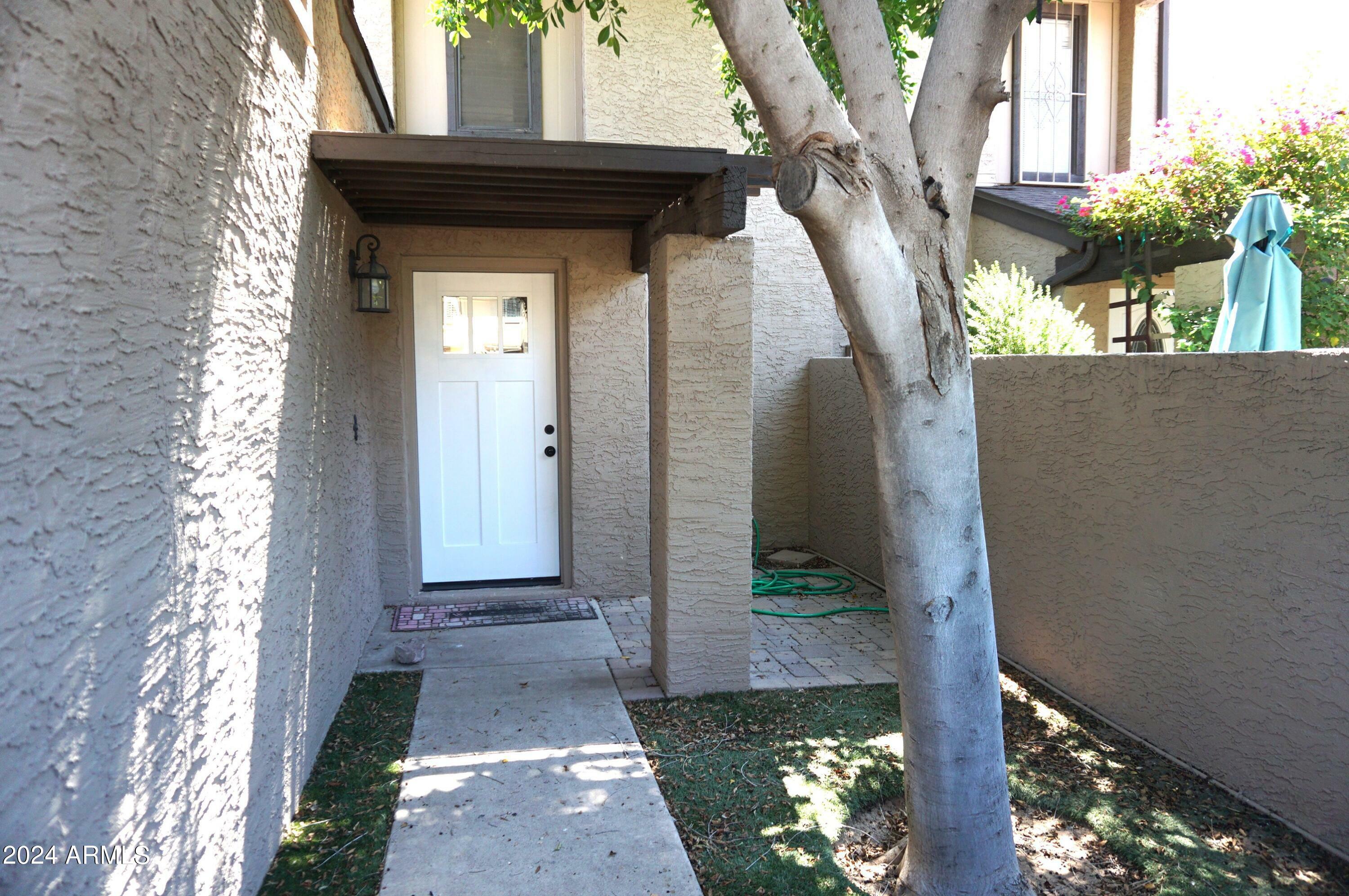 Property Photo:  2208 W Lindner Avenue 17  AZ 85202 