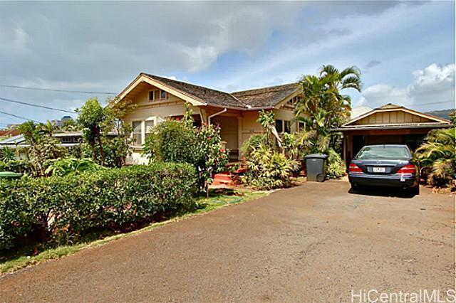 Property Photo:  