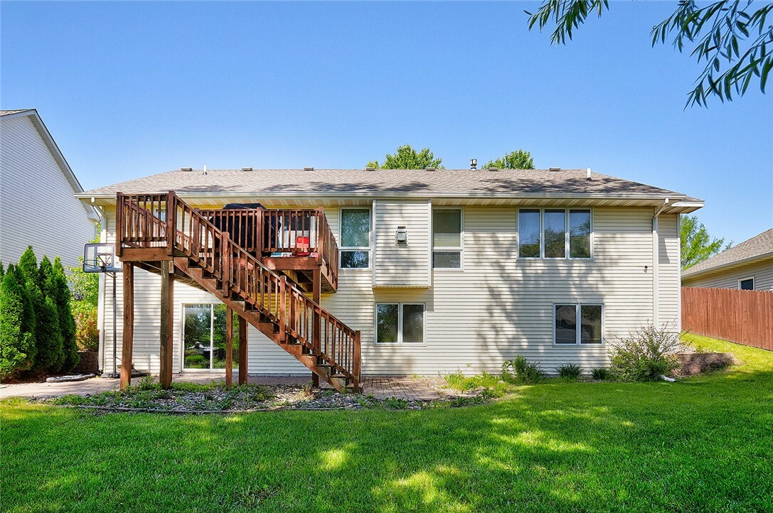 Property Photo:  309 NW Ridgeline Drive  IA 50023 