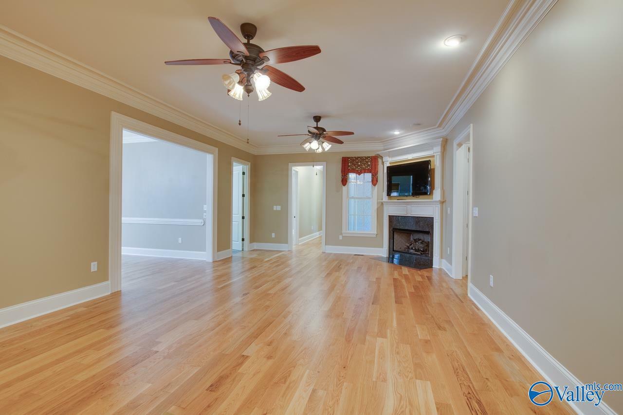 Property Photo:  1 Thayer Street  AL 35806 