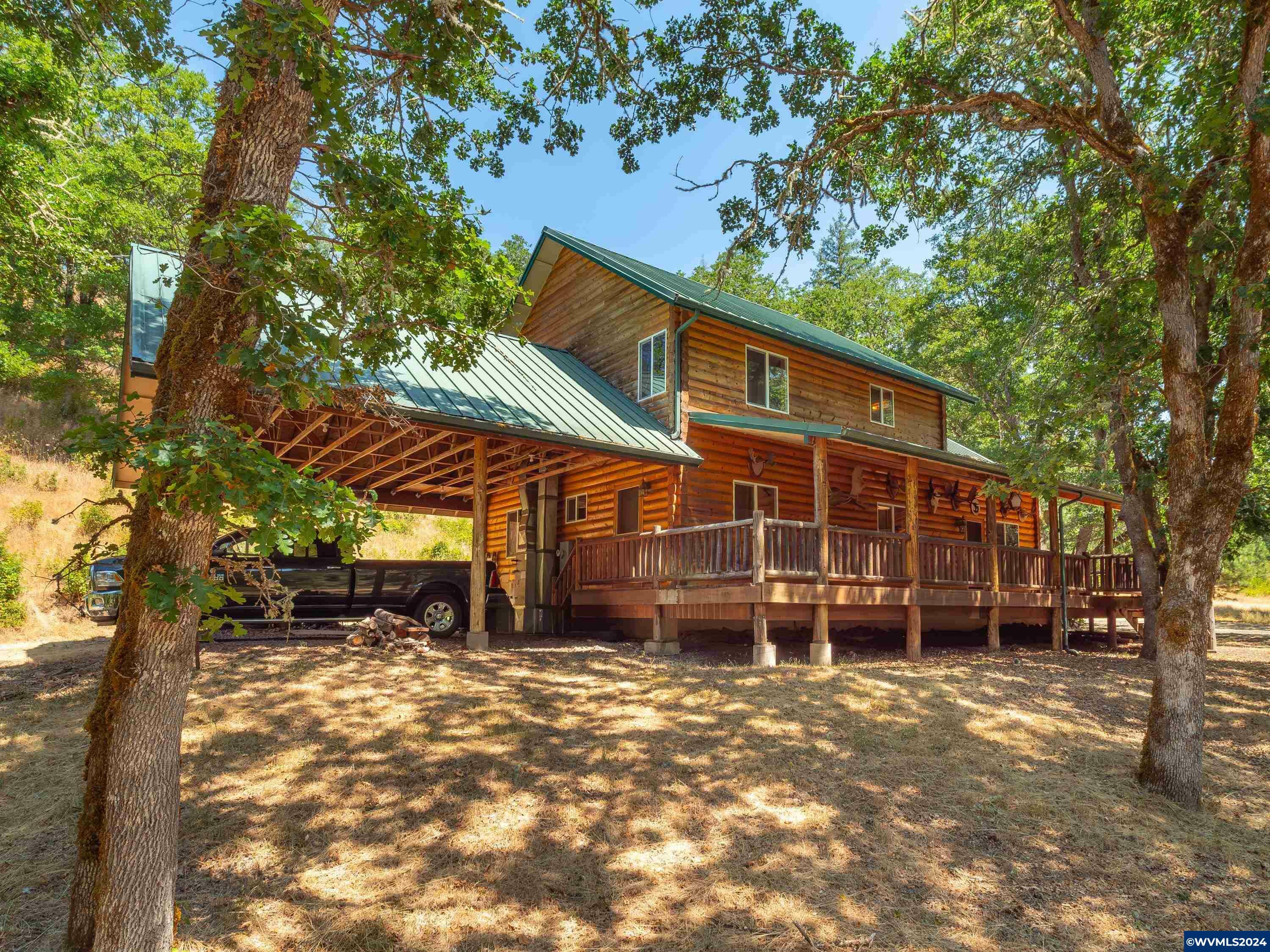 Property Photo:  1470  East Willis Creek Rd  OR 97496 