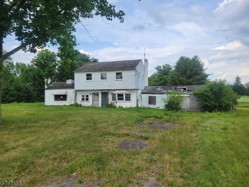 Property Photo:  133 Copper Hill Rd  NJ 08551 