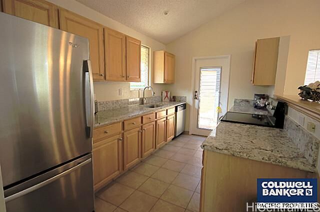 Property Photo:  94-211 Mahapili Street  HI 96789 