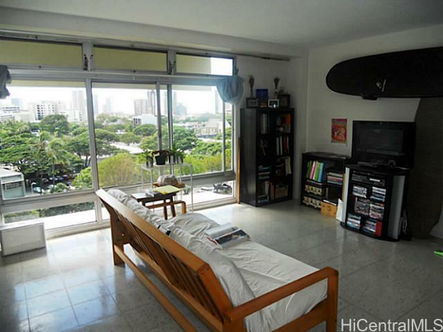 Property Photo:  1511 Nuuanu Avenue 823  HI 96817 