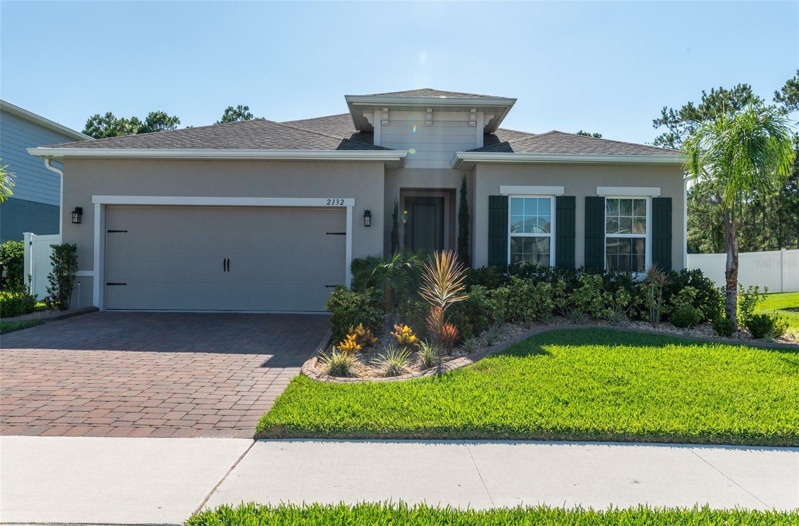 Property Photo:  2132 Swinstead Drive  FL 32773 