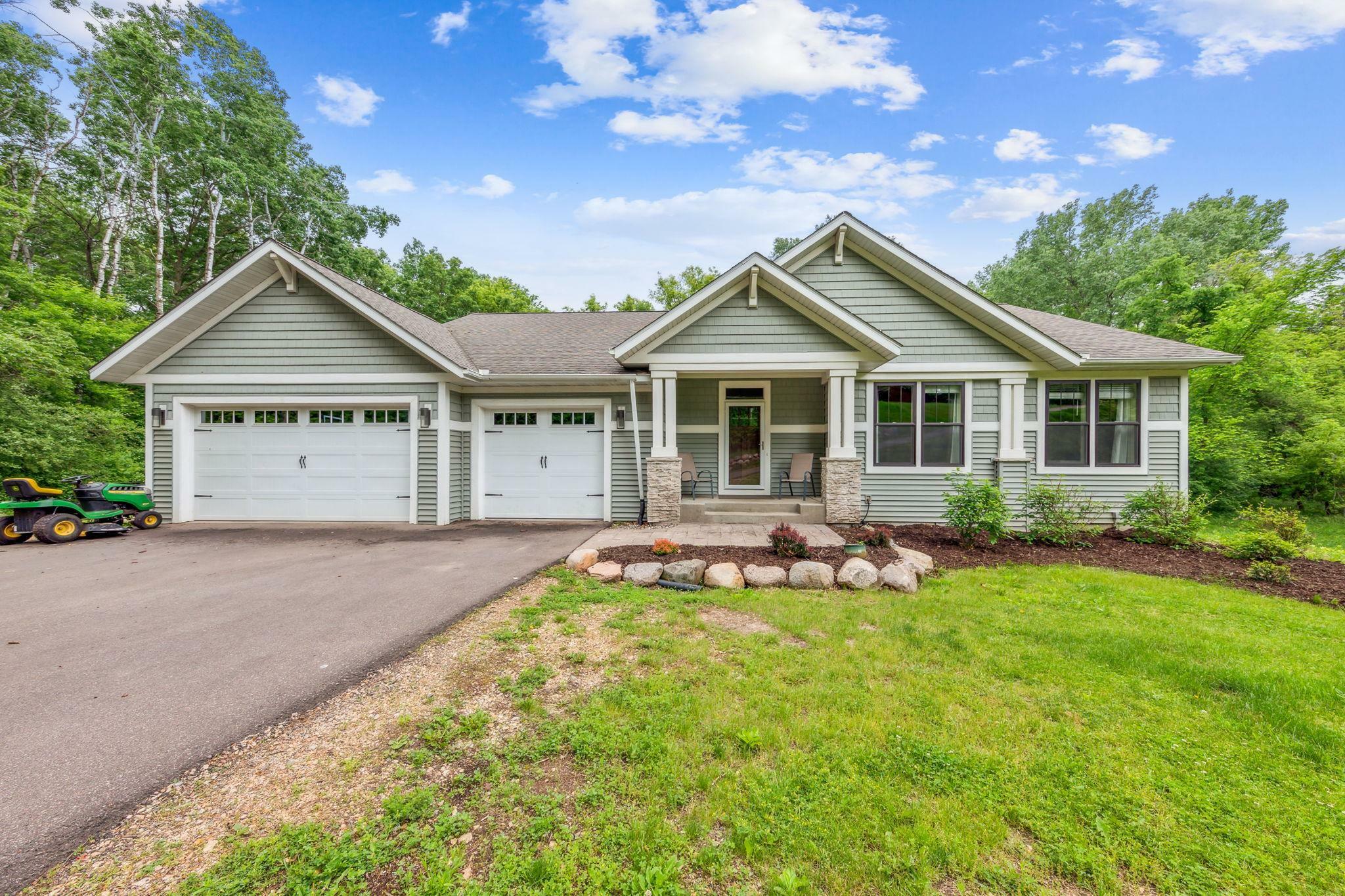 Property Photo:  920 Willow Ridge Road  WI 54016 