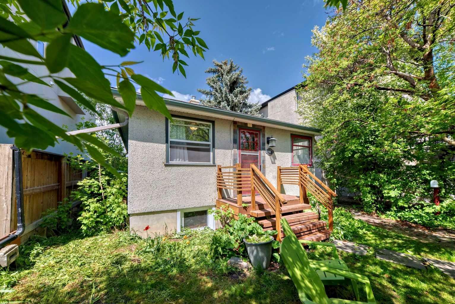 Property Photo:  10 St Monica Avenue SE  AB T2G 3Y3 